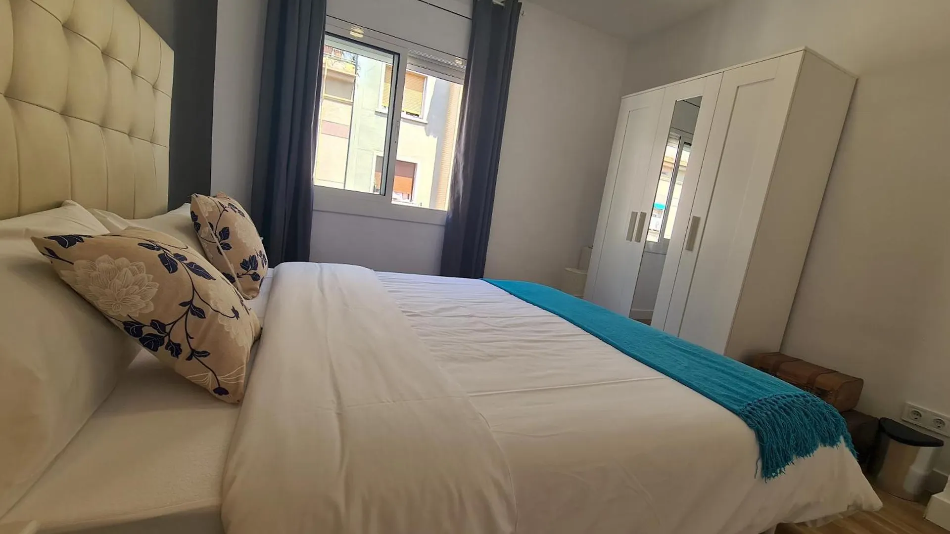Walk To Camp Nou - Wi-Fi Ac 3 Bed By Myrentalhost L'Hospitalet de Llobregat