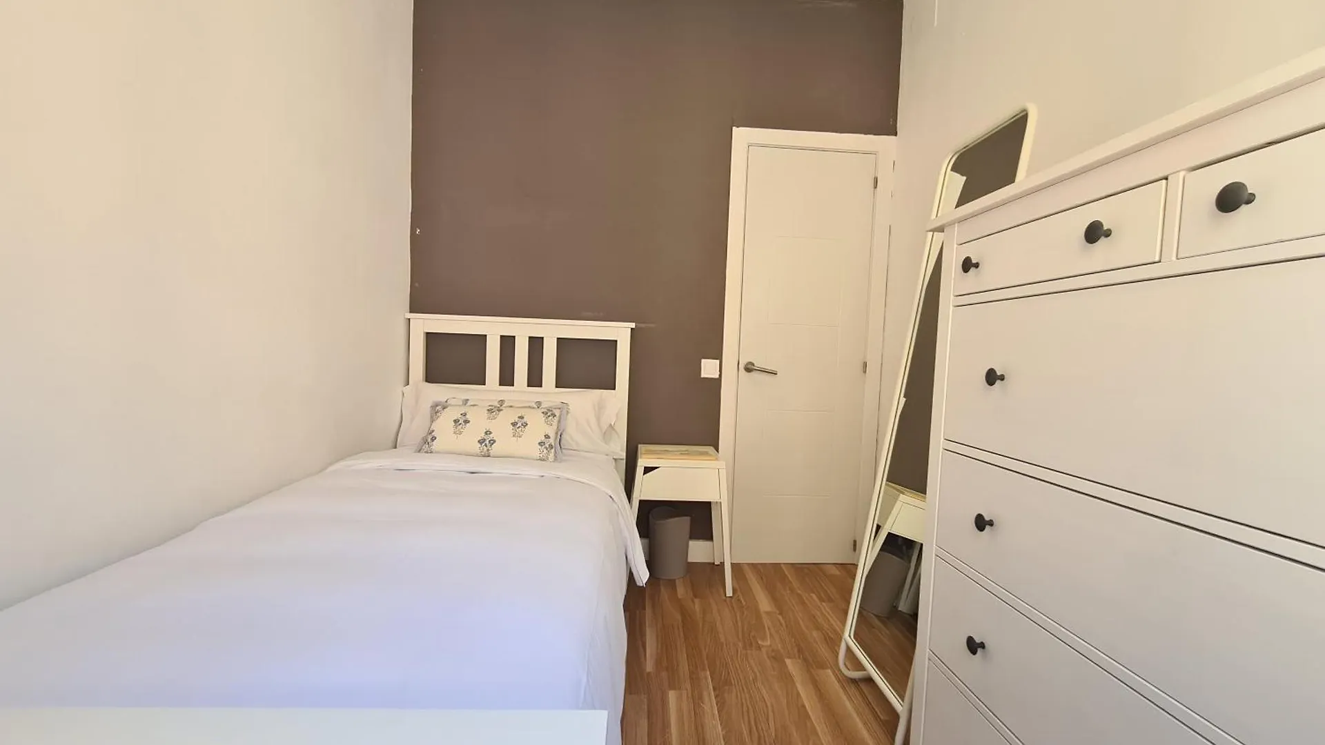 Apartment Walk To Camp Nou - Wi-Fi Ac 3 Bed By Myrentalhost L'Hospitalet de Llobregat