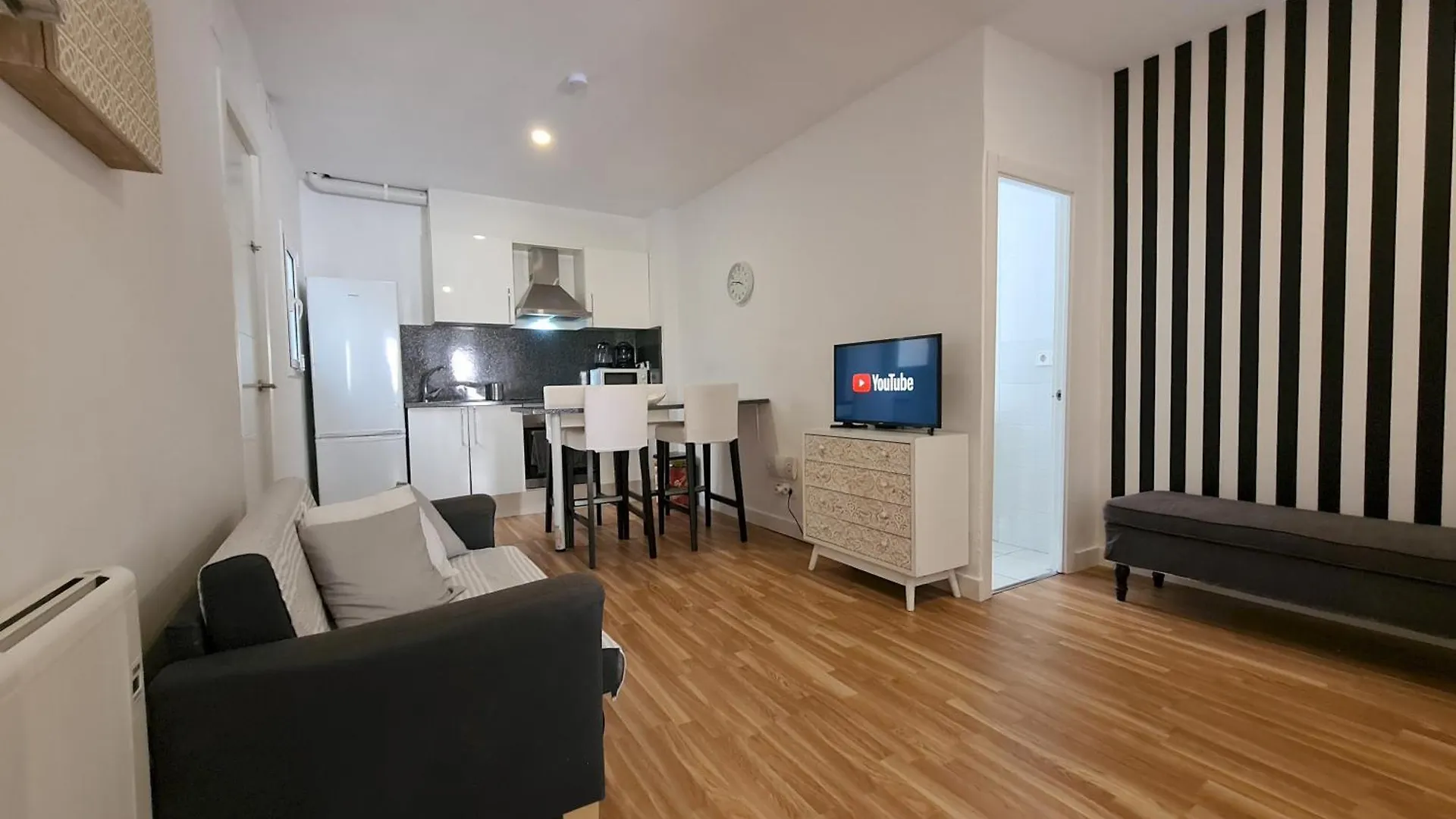 Walk To Camp Nou - Wi-Fi Ac 3 Bed By Myrentalhost L'Hospitalet de Llobregat Apartment