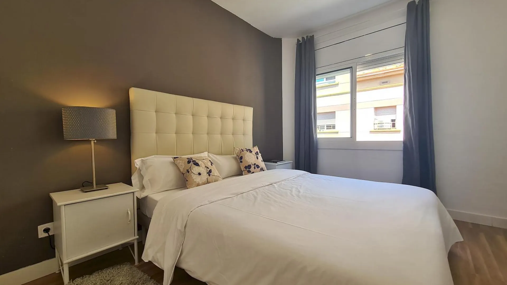 Walk To Camp Nou - Wi-Fi Ac 3 Bed By Myrentalhost L'Hospitalet de Llobregat